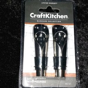 Set of 2 Wine Pourers